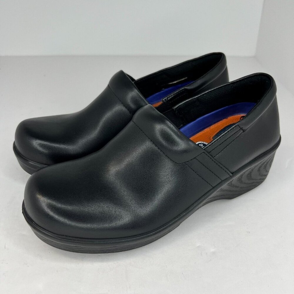 Dr Scholls Womens Size 8 Career Black Dynamo Slip Resistant Gel Cushion Clogs